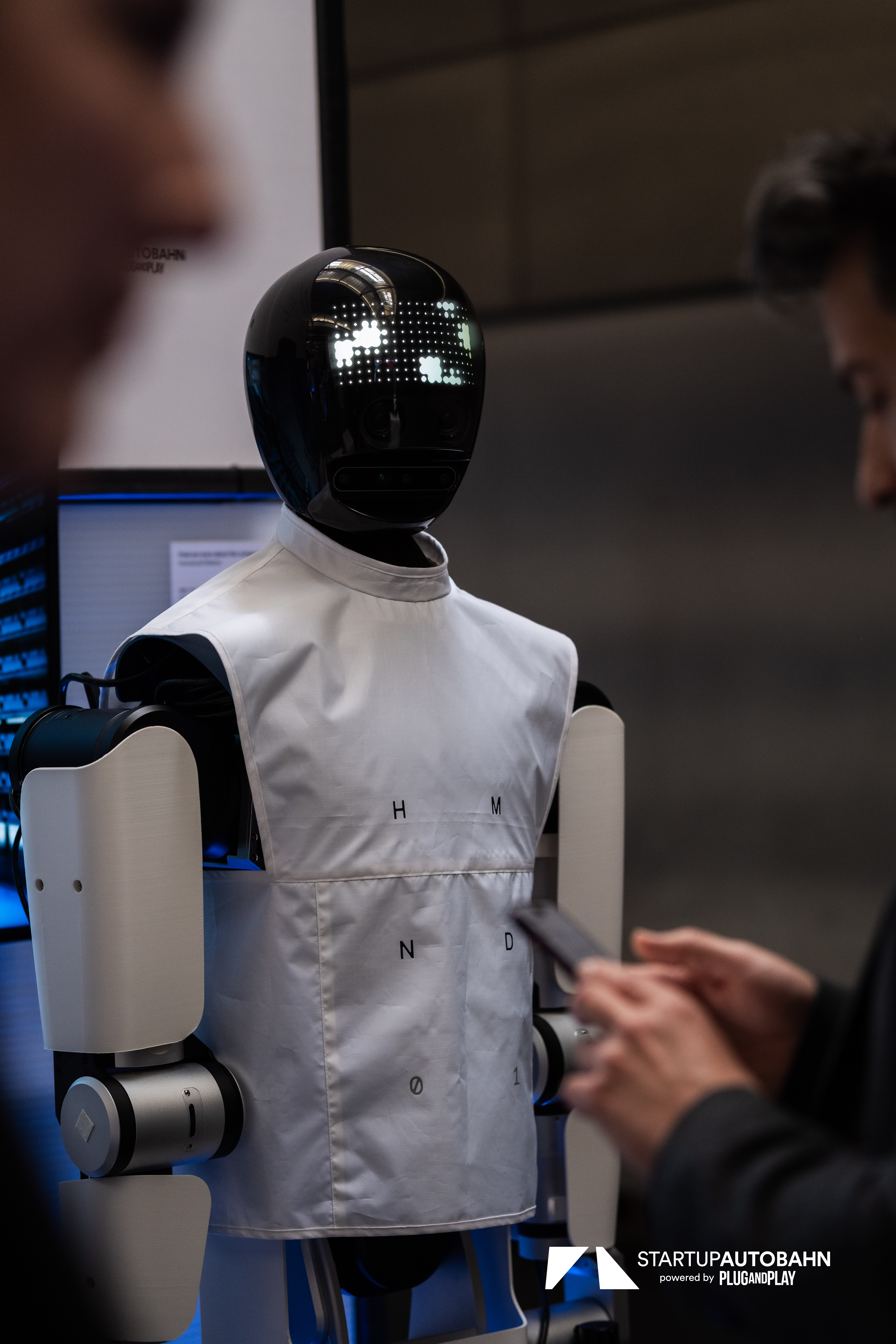 Humanoid demonstrated pre-alpha prototype at STARTUP AUTOBAHN Expo 2025 DSCF2321.jpg