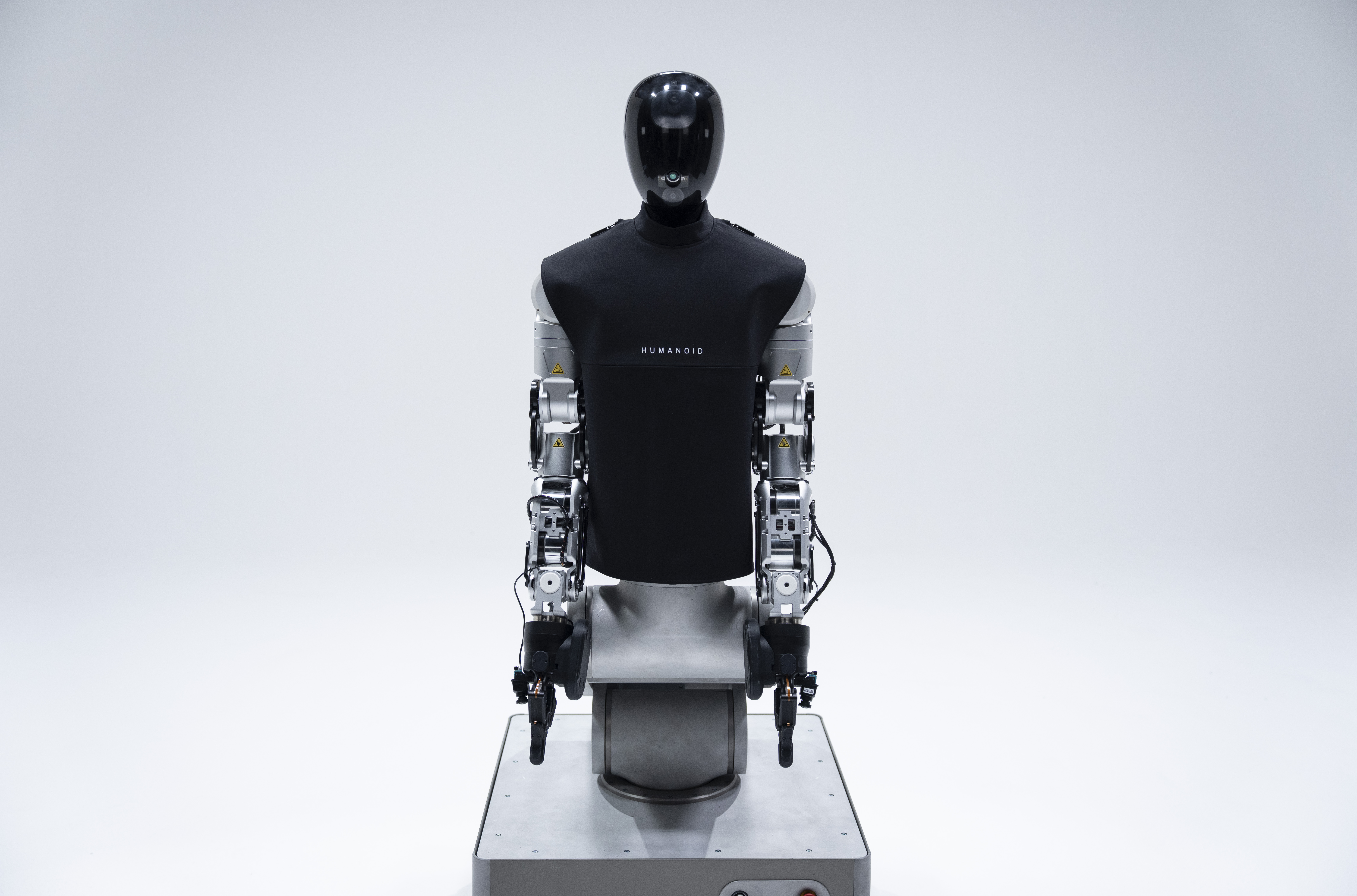 Humanoid Unveils the UK’s First Humanoid Robot For Industrial Use