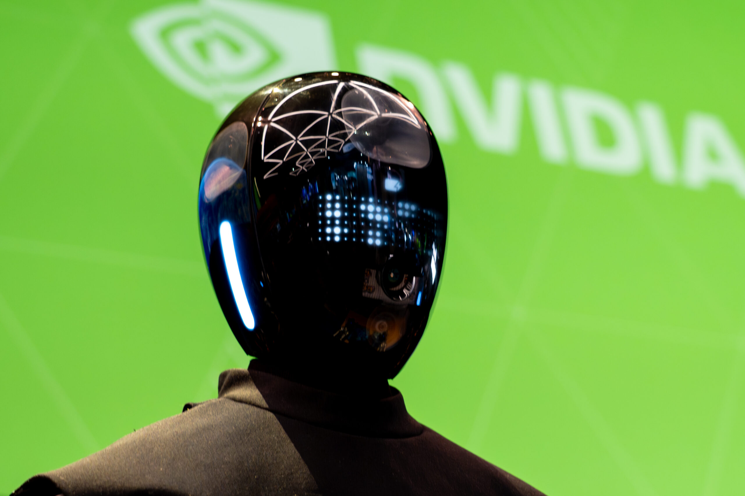 Humanoid Brings Voice-Activated Multi-Robot Collaboration Powered by KinetIQ to Life at NVIDIA GTC Untitled-44-scaled.jpg